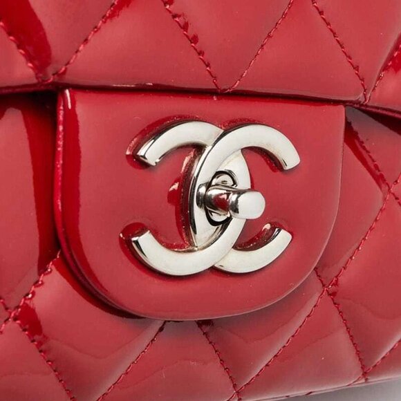 Chanel Red Quilted Patent Leather Classic Maxi Double Flap Bag - Picture 7 of 10